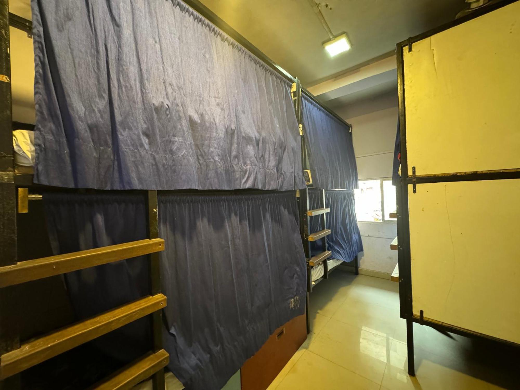 Madsquad Hostel Dorms & Rooms Varanasi Exterior foto