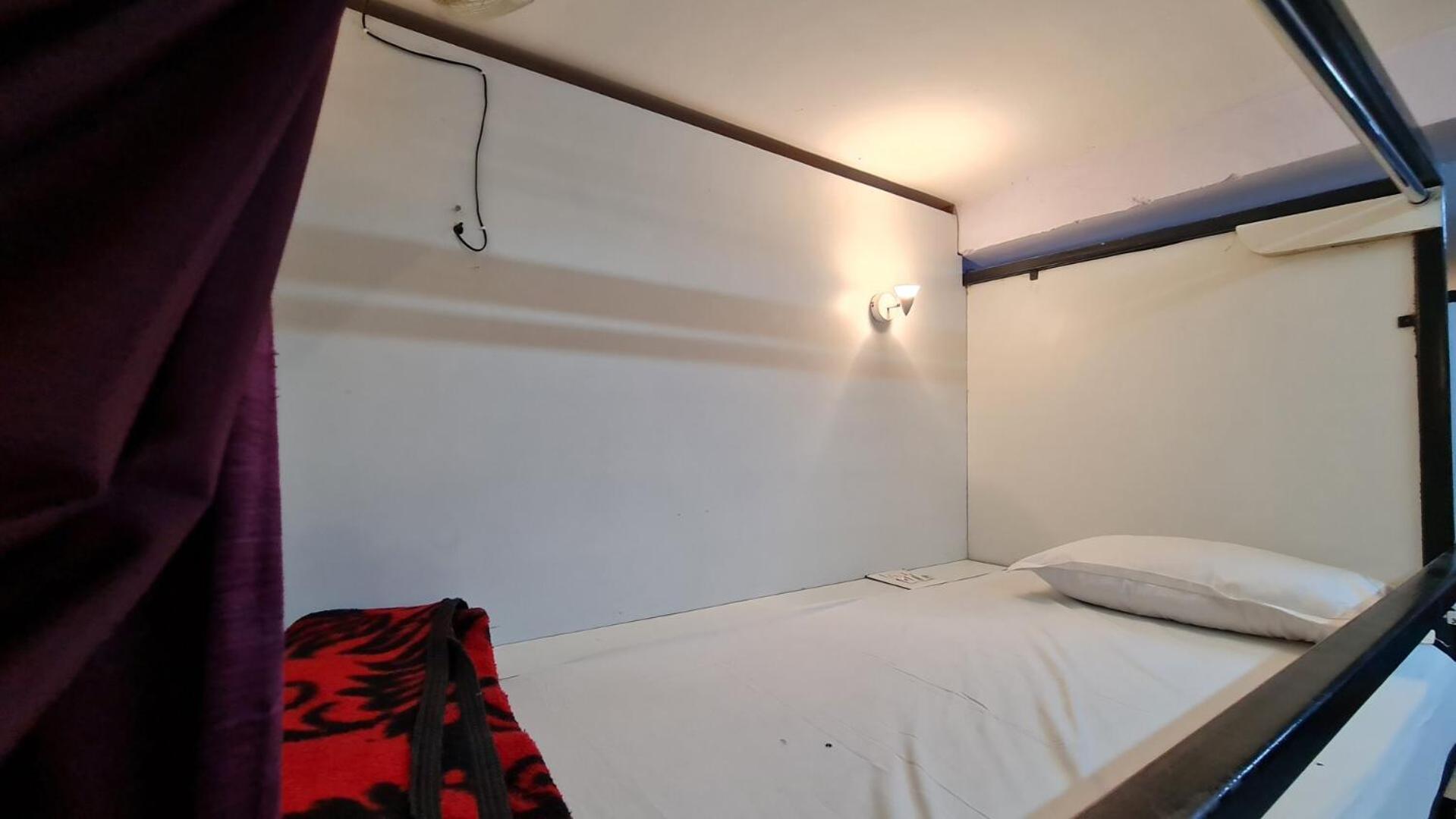 Madsquad Hostel Dorms & Rooms Varanasi Exterior foto
