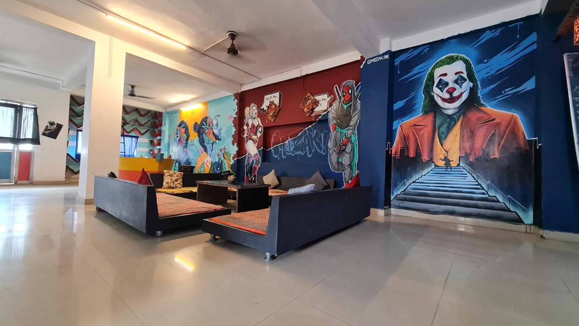 Madsquad Hostel Dorms & Rooms Varanasi Exterior foto